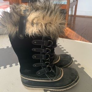 Sorel Joan of Arc Snowboot Size 8